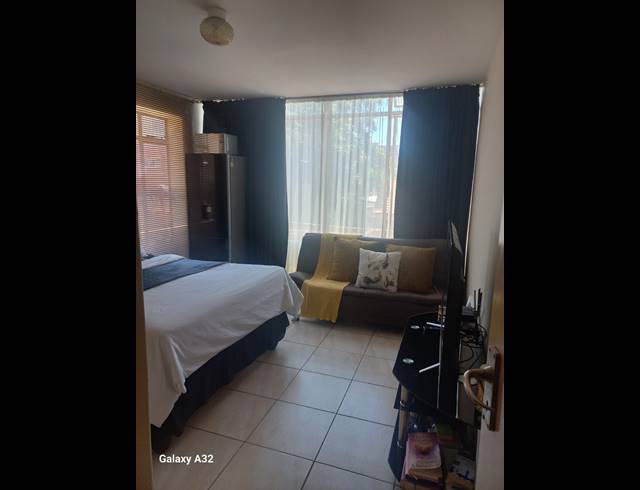 3 bed property to rent in ARCADIA